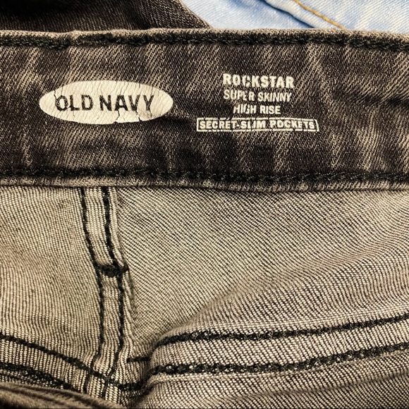 Old Navy Black High-Waisted Button-Fly Rockstar Super Skinny Ankle Jeans Size 8 - Picture 8 of 9